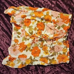 Women crop top Monteau medium orange and white floral